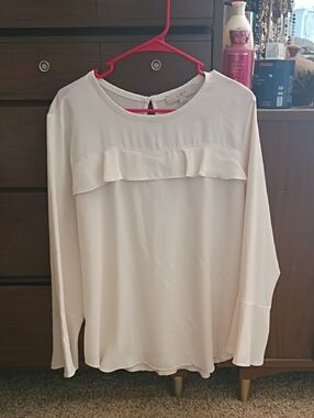 LOFT Cream Ruffle-Front Long Sleeve Blouse